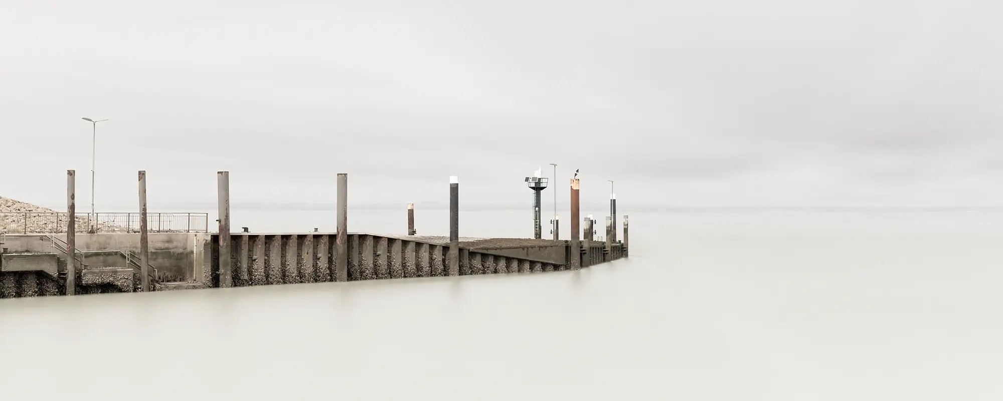 Fine Art Fotografie vom Fähranleger Strucklahnungshörn auf Nordstrand